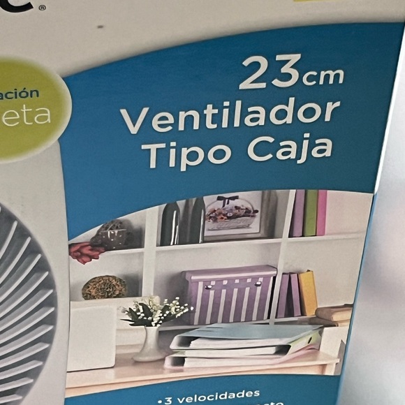 Comfort Zone 9” Electric Box Fan. - Picture 2 of 4